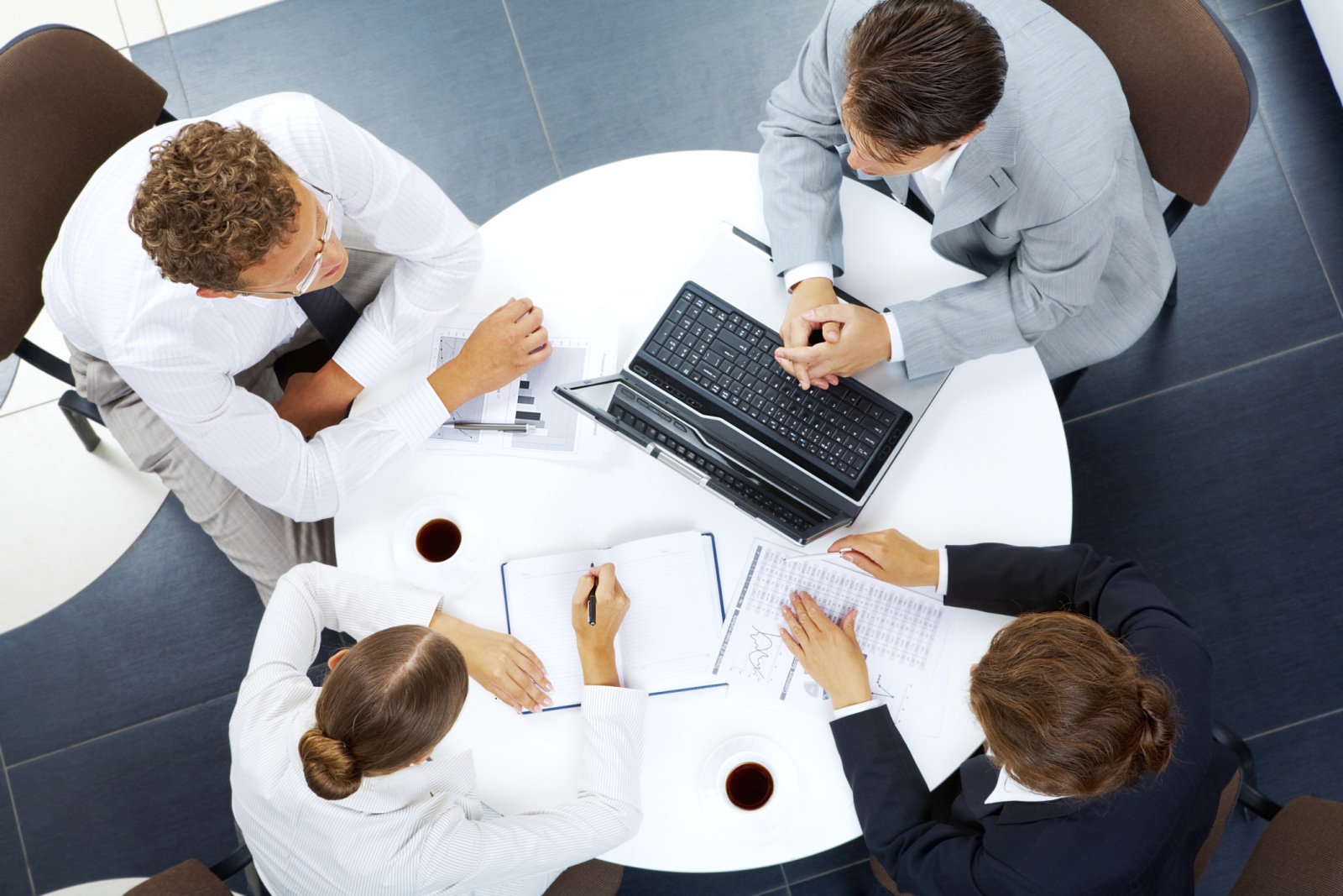 Hire our Consultants